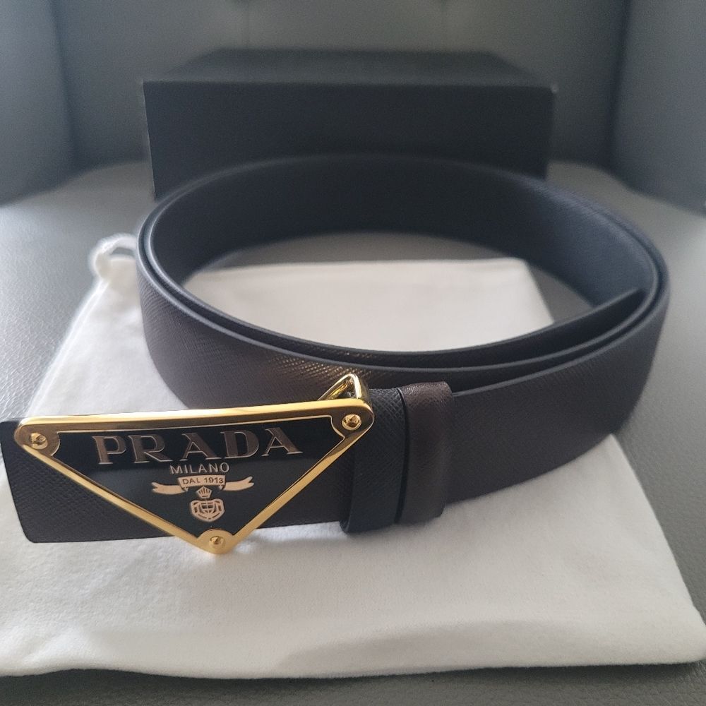 Prada Reversible Black/Brown Leather Belt with Gold Logo. Size 42
